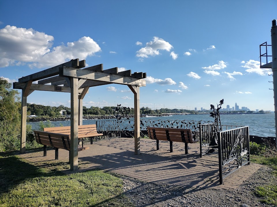 Cleveland Lakefront Nature Preserve