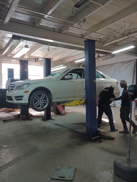 Well's Auto Repair