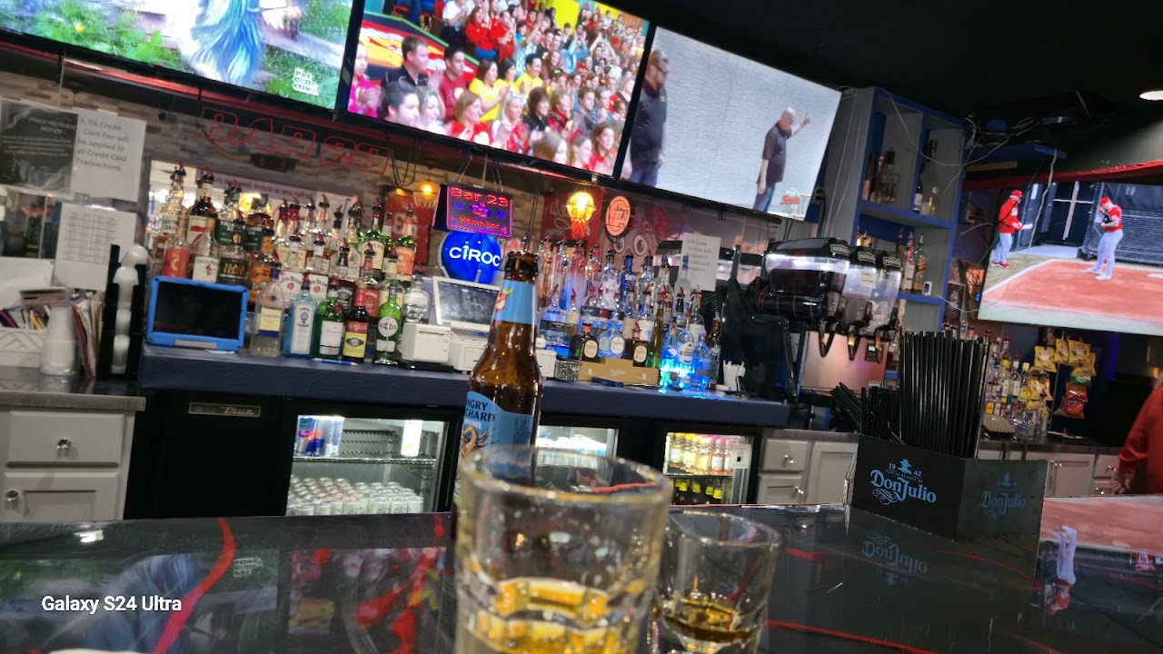Bar 23