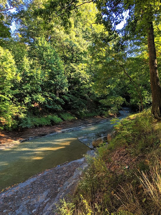 Euclid Creek Upper Highland Picnic Area