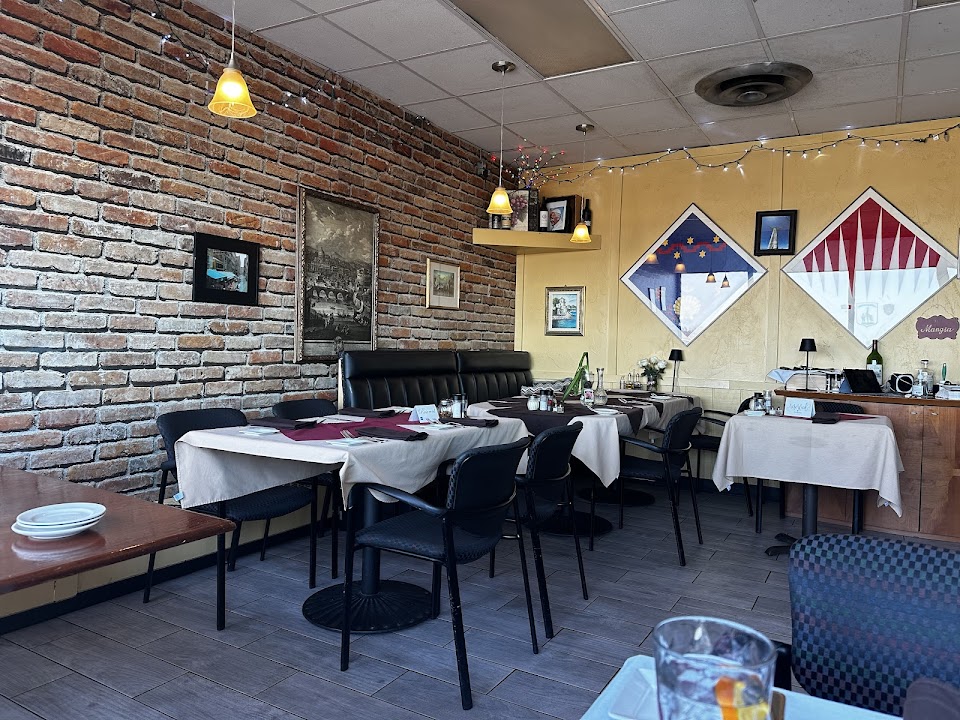 Aroma Cafe