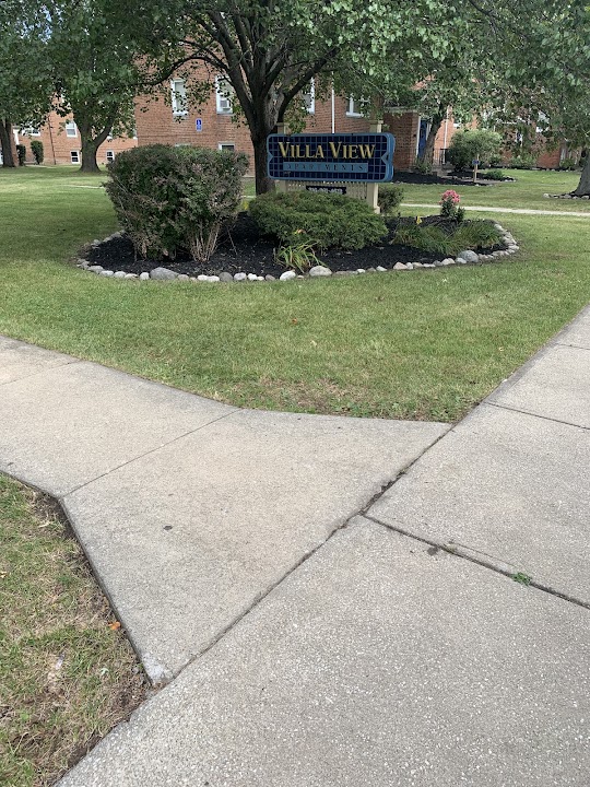 Villa View Apartments