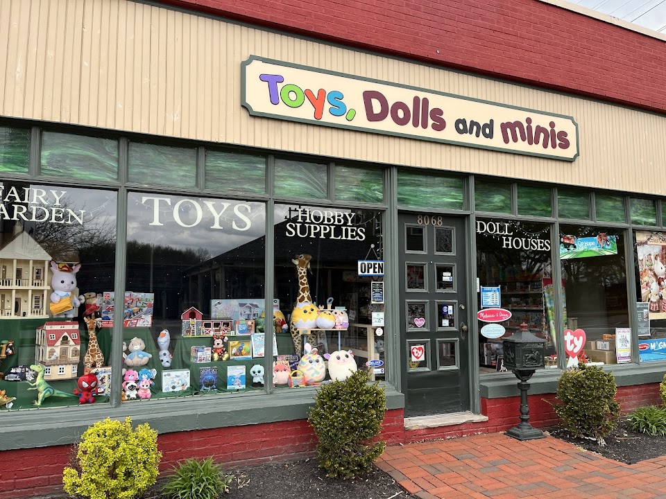 Toys, Dolls and Minis