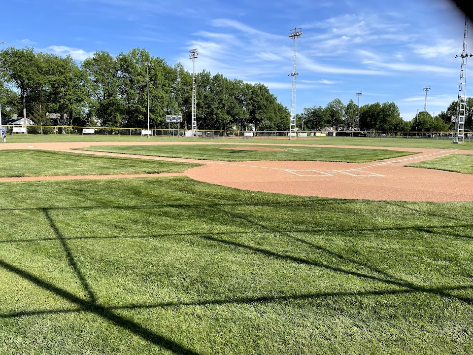 Euclid Memorial Park
